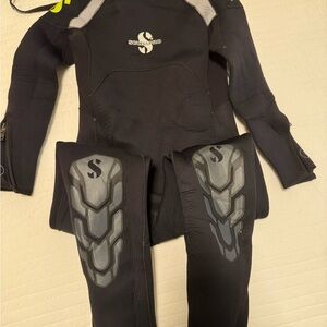 Scubapro Black Wetsuit 5mm